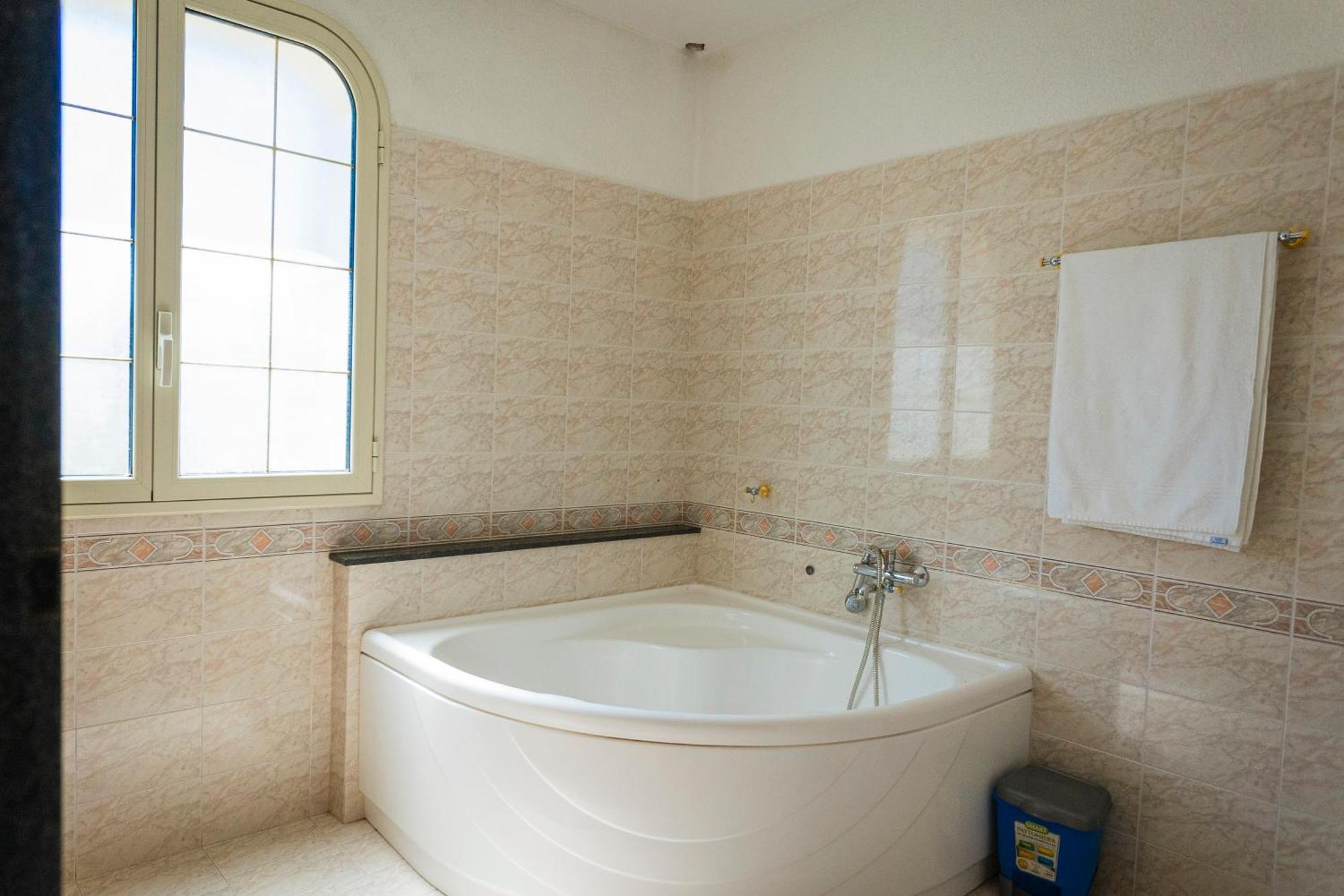 Villa El Capitano With Garden And Pool - Happy Rentals 穆罗莱切塞 外观 照片