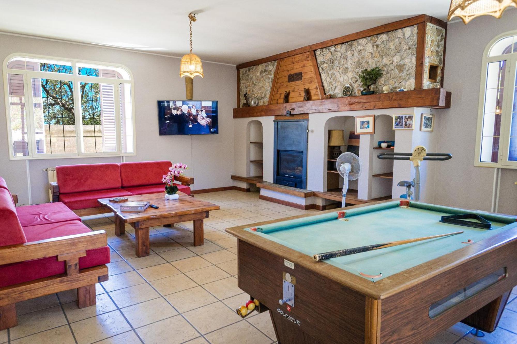 Villa El Capitano With Garden And Pool - Happy Rentals 穆罗莱切塞 外观 照片